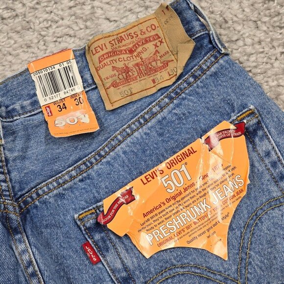 Levi’s 501 Jeans Mens 34x30 Light Wash Button Fly Vintage Y2K Straight Denim - Picture 10 of 16